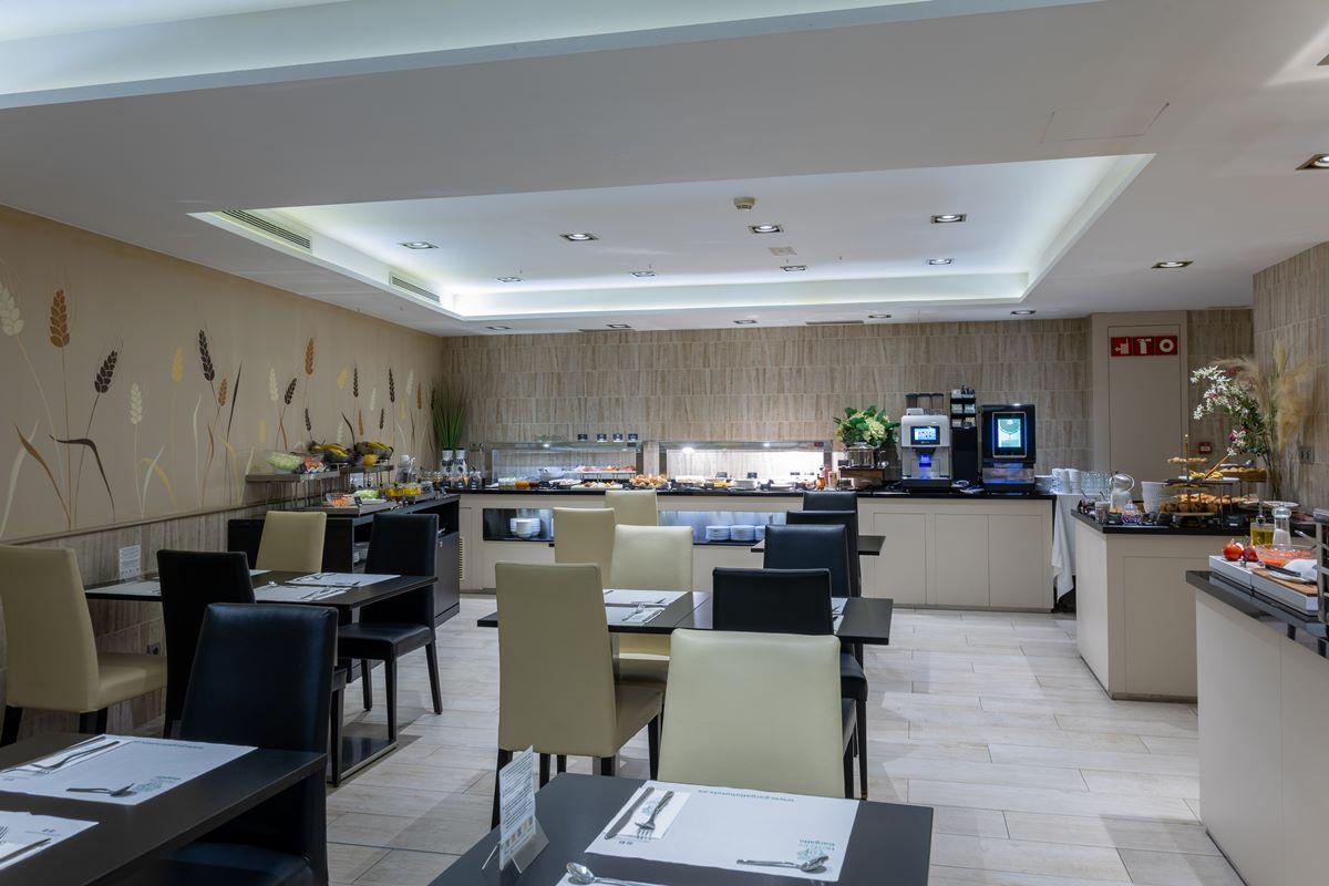 Hotel Lyon Барселона Екстериор снимка
